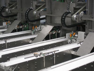 Industrieroboter: Lasagneherstellung erfolgreich automatisiert